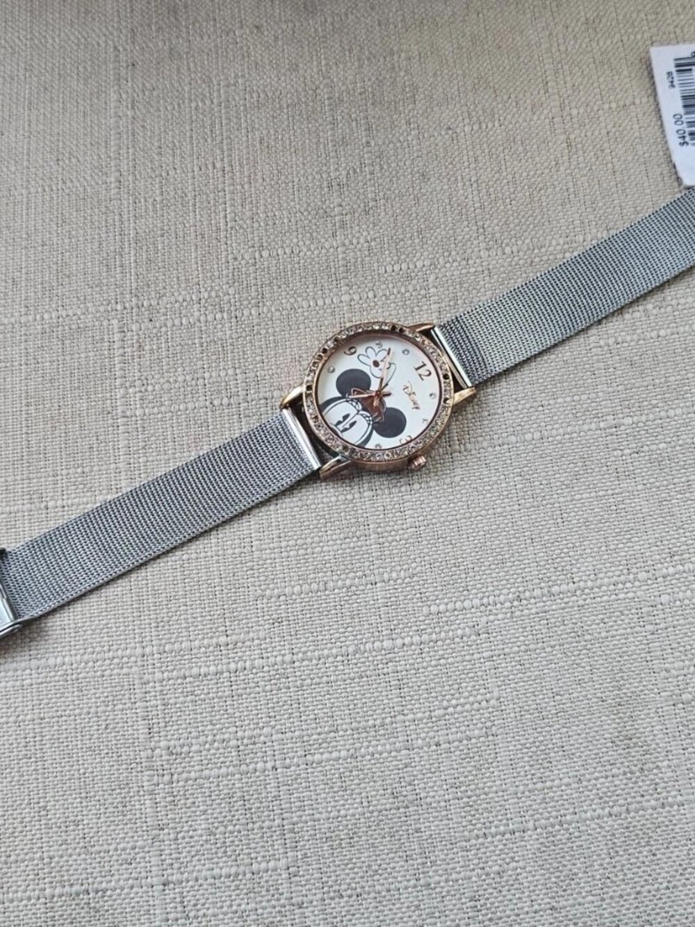 Minnie Mouse Disney Ladies Wristwatch Silver Tone Metal Mesh Strap Analog Watch - Picture 8 of 10
